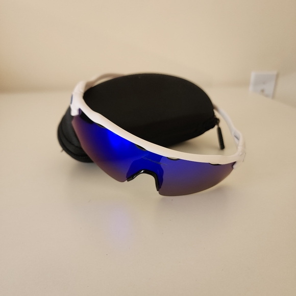 Oakley Radar EV path - Picture 9 of 10
